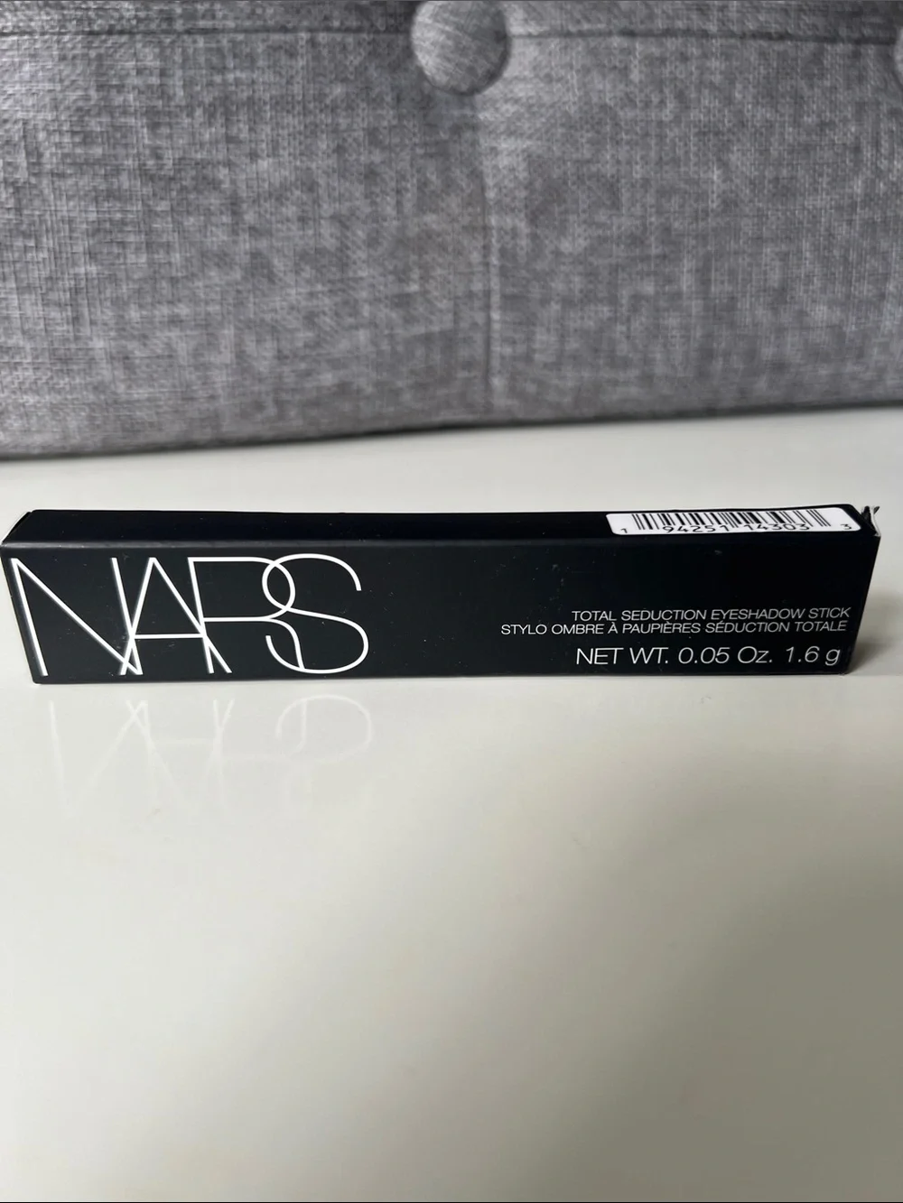 NARS eyeshadow stick - total seduction eyeshadow stick